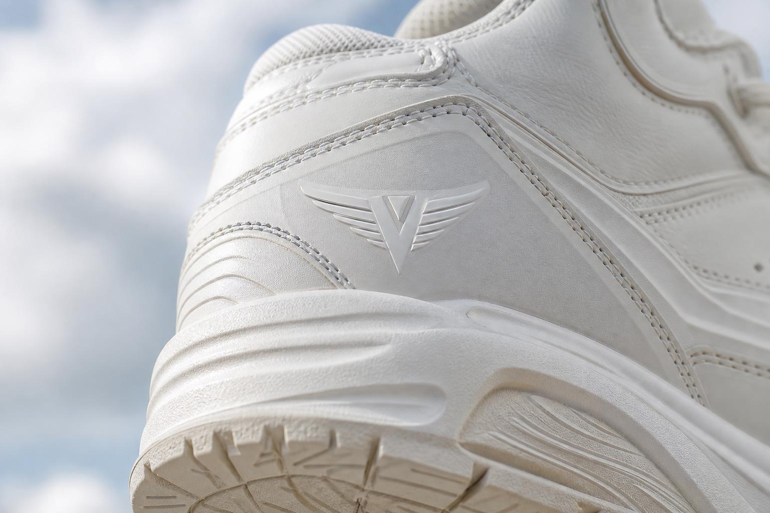 VYLO sneaker engineered detail